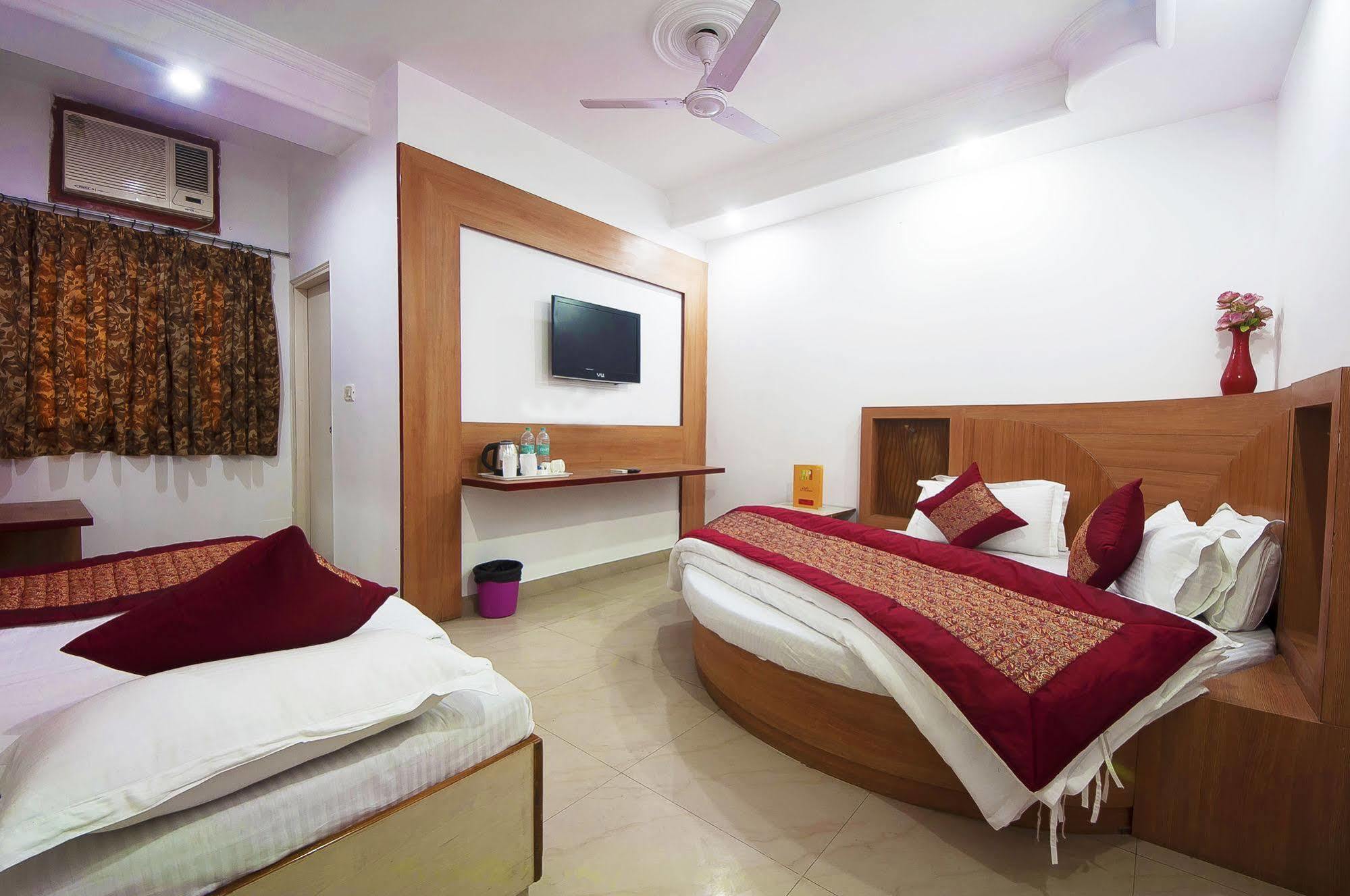 ניו דלהי Oyo 3472 Hotel Rama Inn מראה חיצוני תמונה